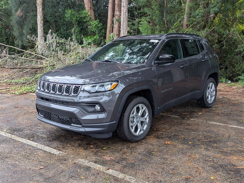 2024 Jeep Compass Limited 3