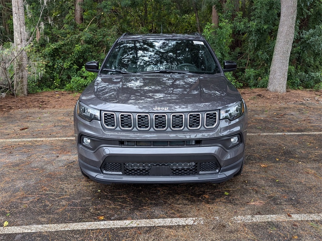 2024 Jeep Compass Latitude 2