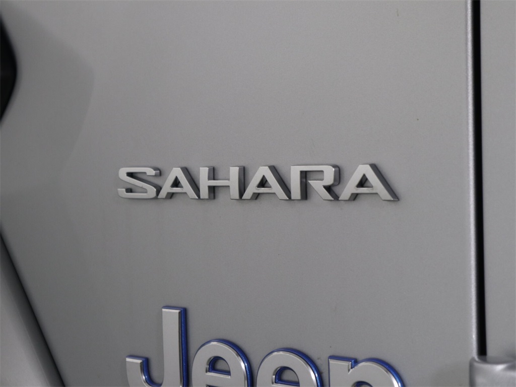 2024 Jeep Wrangler Sahara 4xe 21