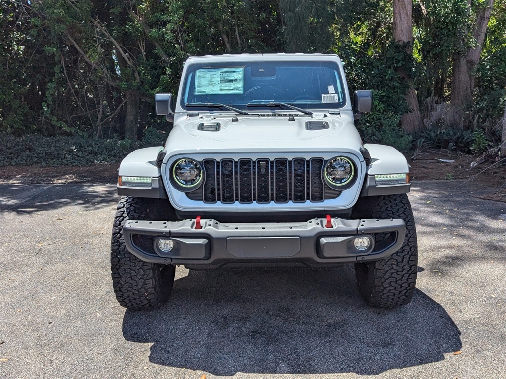 2024 Jeep Wrangler Rubicon 2