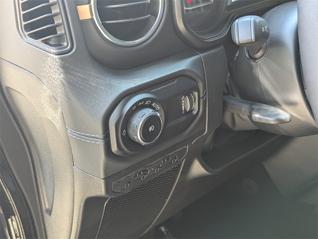 2024 Jeep Wrangler Sahara 11