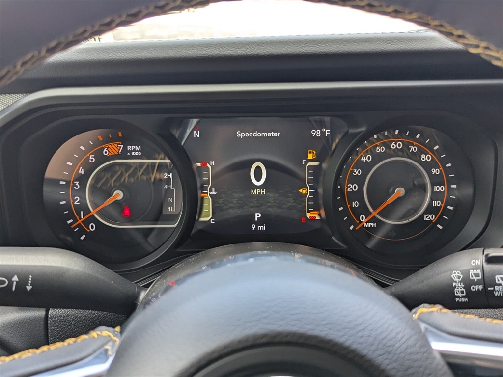 2024 Jeep Wrangler Sahara 13