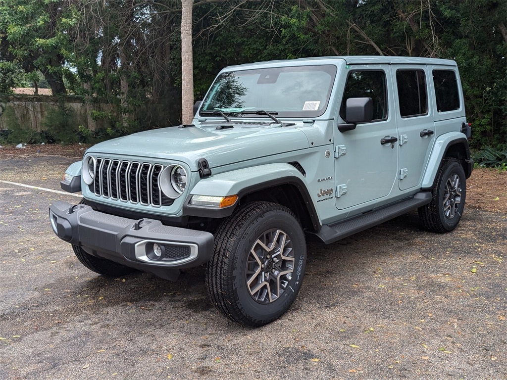 2024 Jeep Wrangler Sahara 3