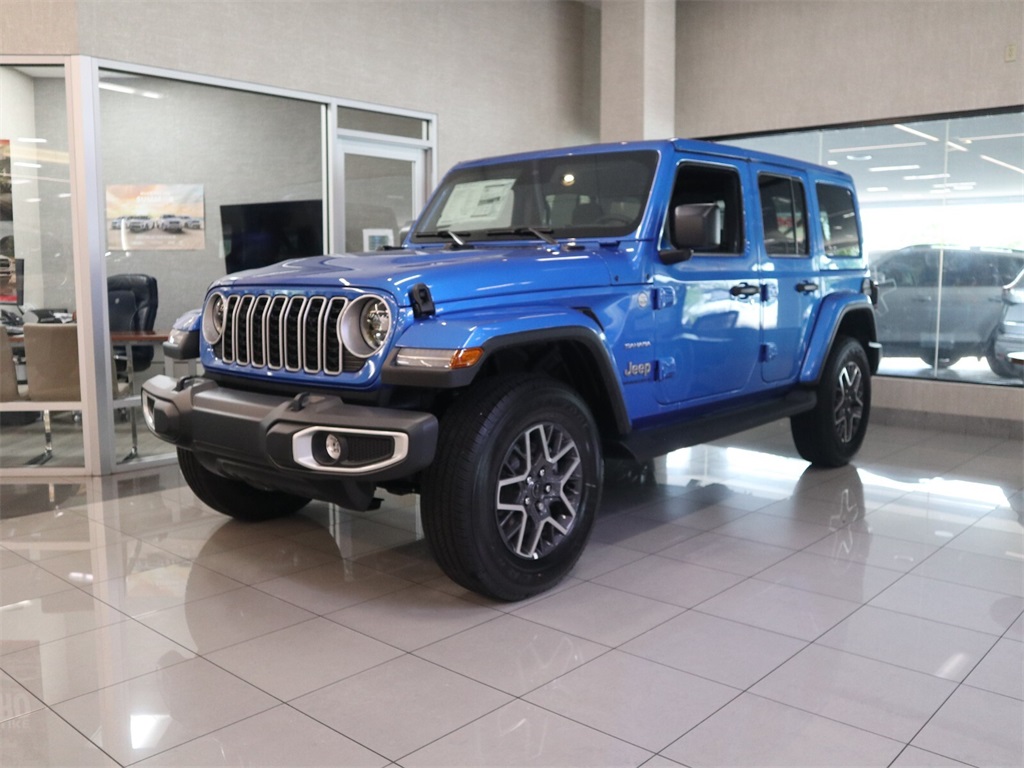 2024 Jeep Wrangler Sahara 3