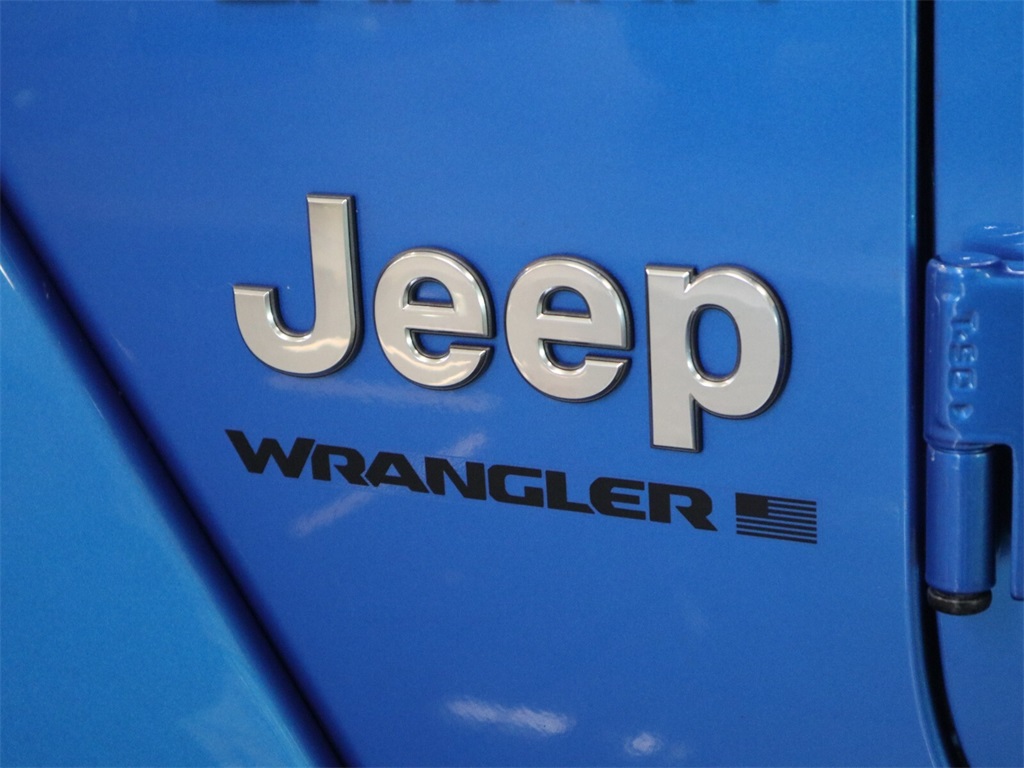 2024 Jeep Wrangler Sahara 19