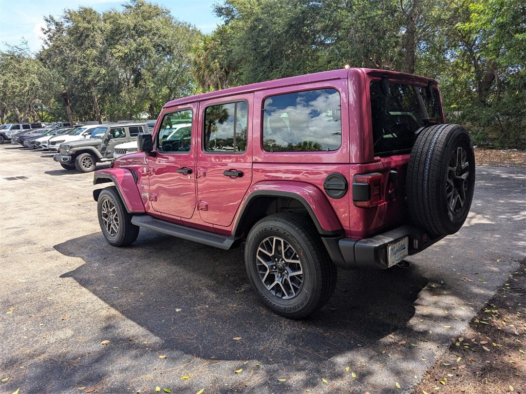 2024 Jeep Wrangler Sahara 4