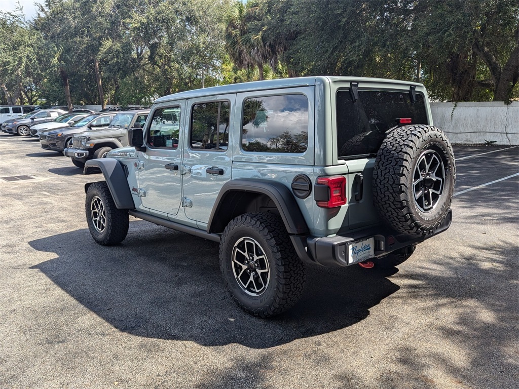 2024 Jeep Wrangler Rubicon 5