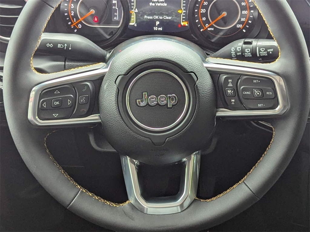 2024 Jeep Wrangler Sahara 14