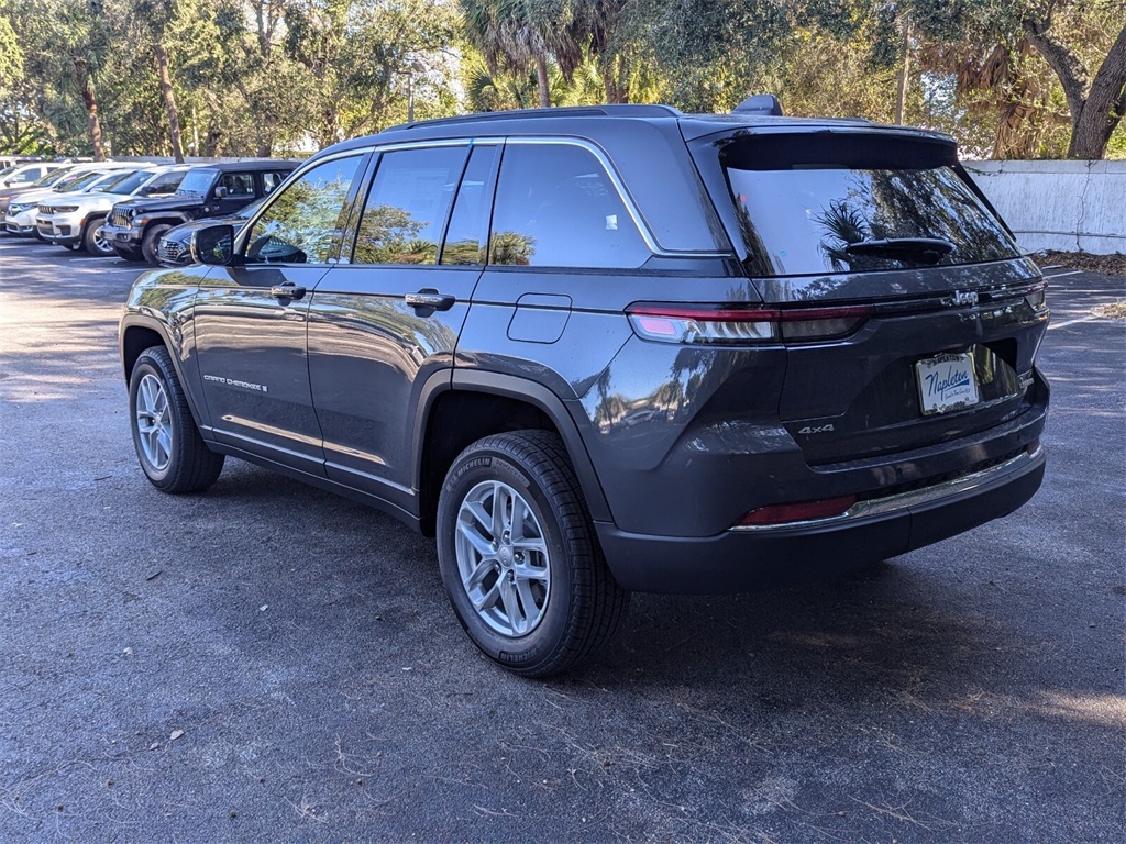 2025 Jeep Grand Cherokee Laredo 5