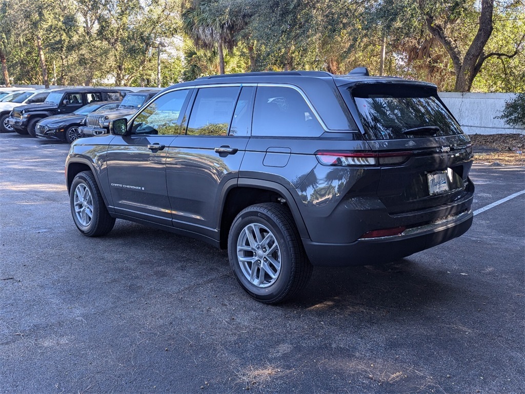 2025 Jeep Grand Cherokee Laredo 5