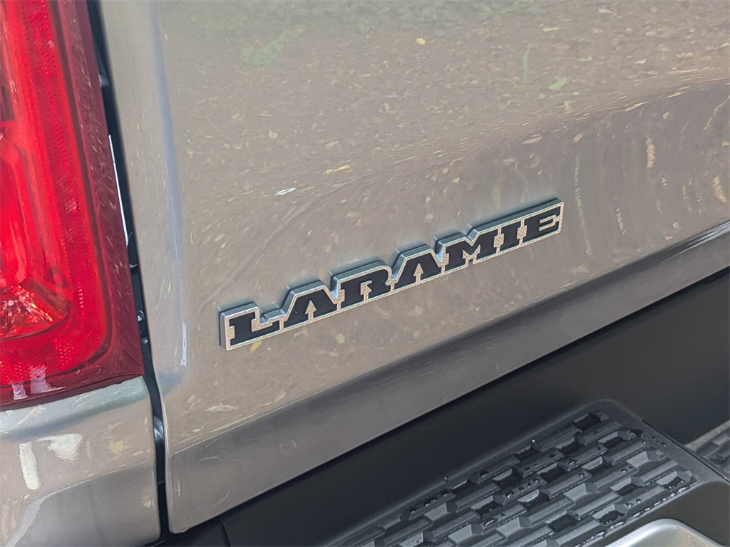 2025 Ram 1500 Laramie 6