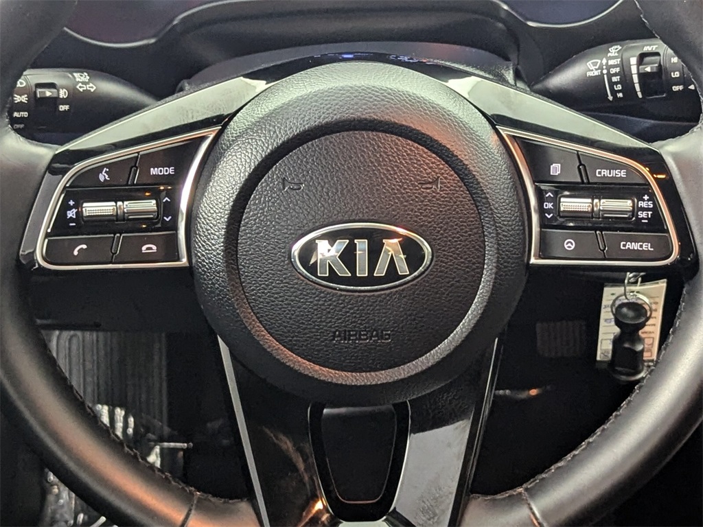 2021 Kia Seltos S 13