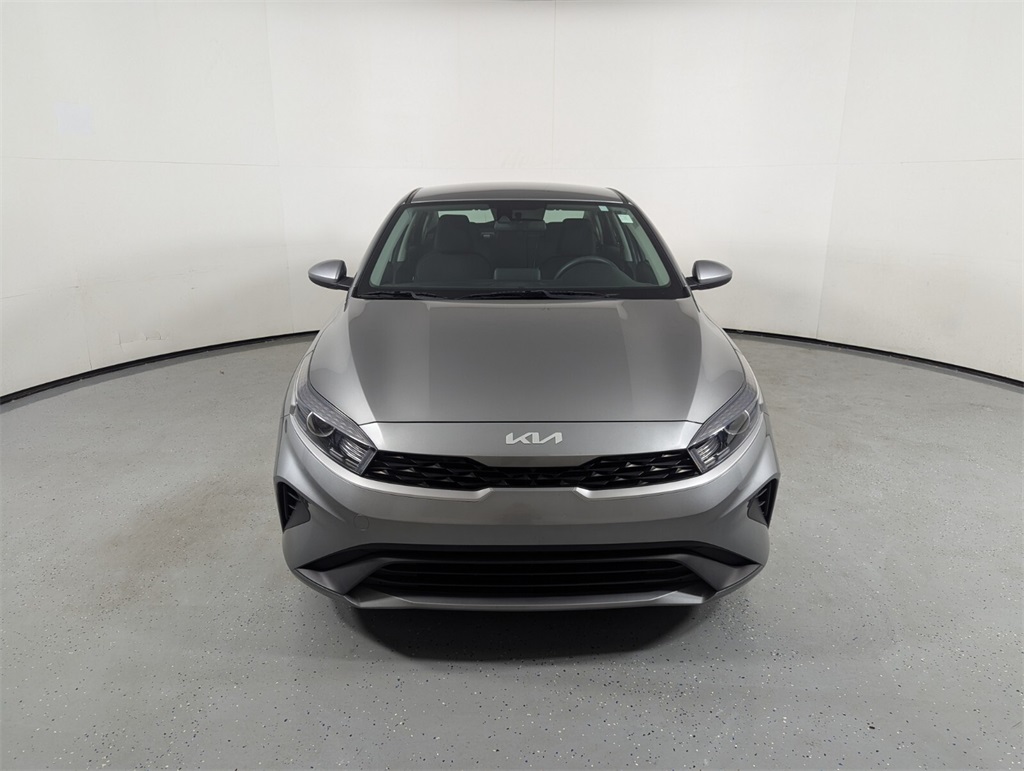 2022 Kia Forte LXS 2