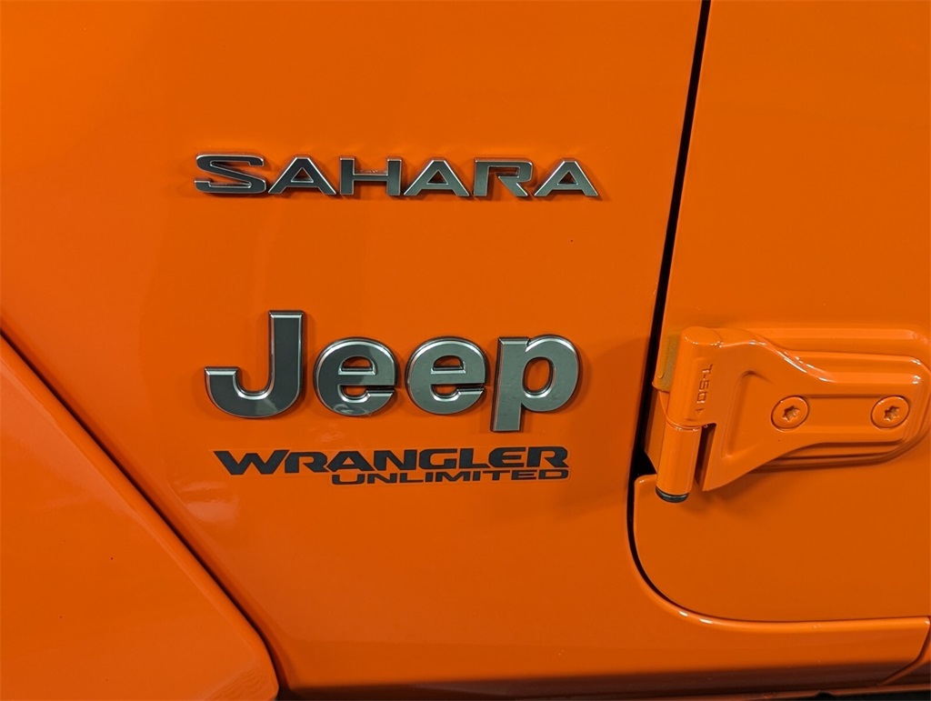 2018 Jeep Wrangler Unlimited Sahara 8