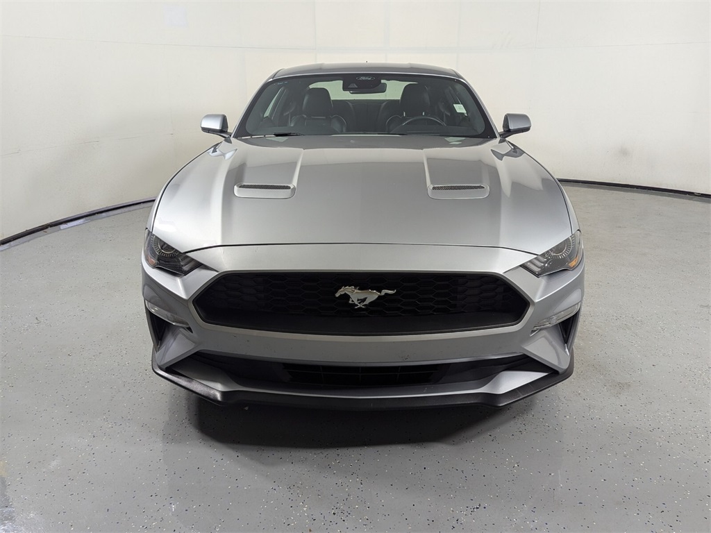 2023 Ford Mustang  2