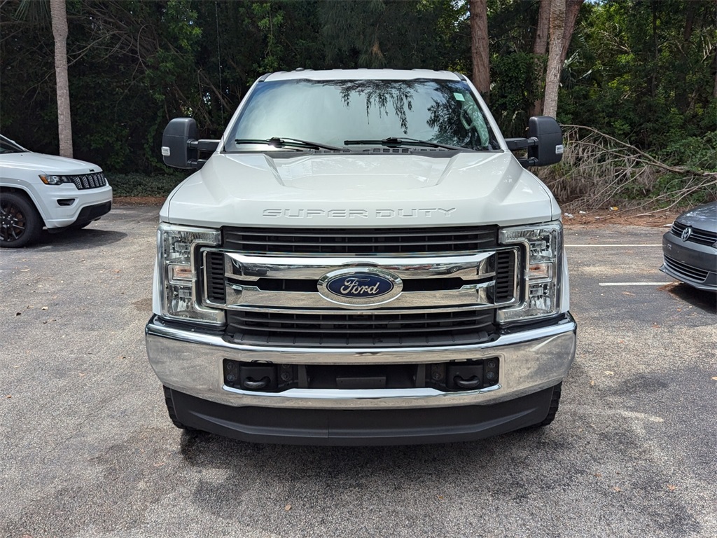 2019 Ford F-250SD XLT 2