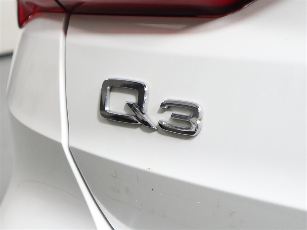 2020 Audi Q3 Premium 4