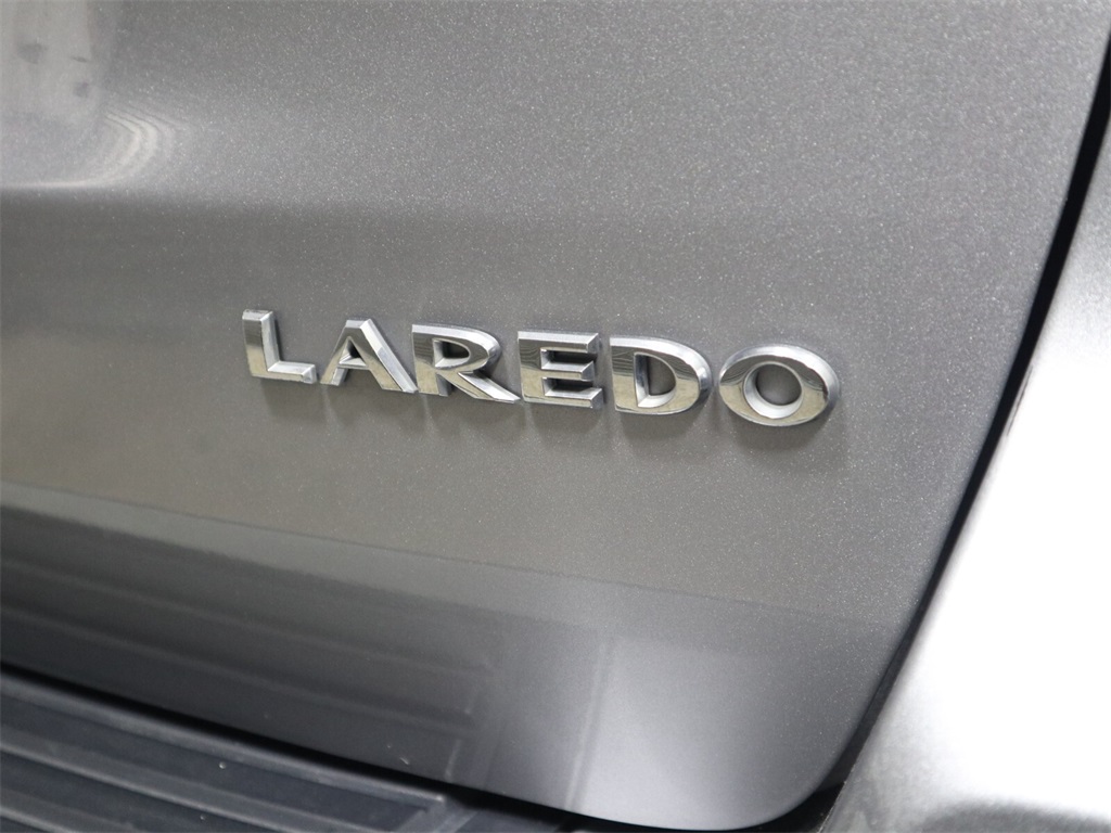 2020 Jeep Grand Cherokee Laredo E 5