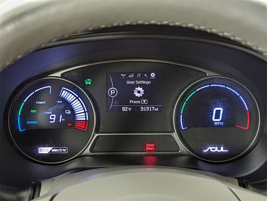 2015 Kia Soul EV Plus 17