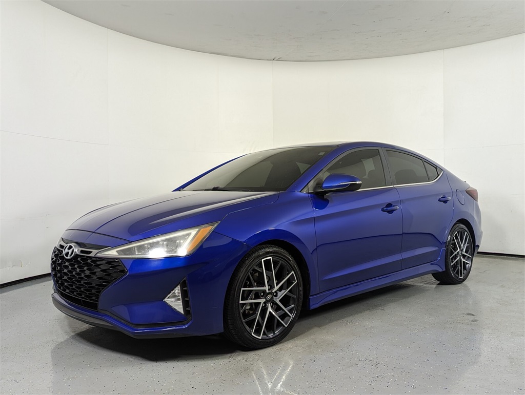 2020 Hyundai Elantra Sport 3