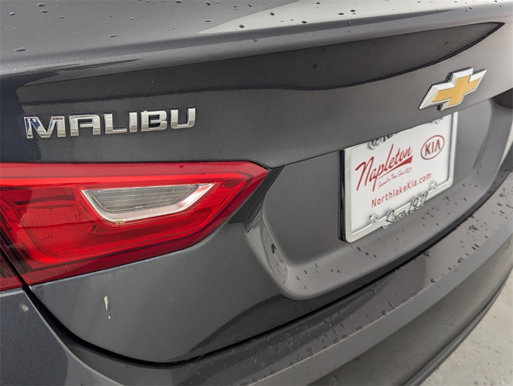 2016 Chevrolet Malibu Hybrid 8