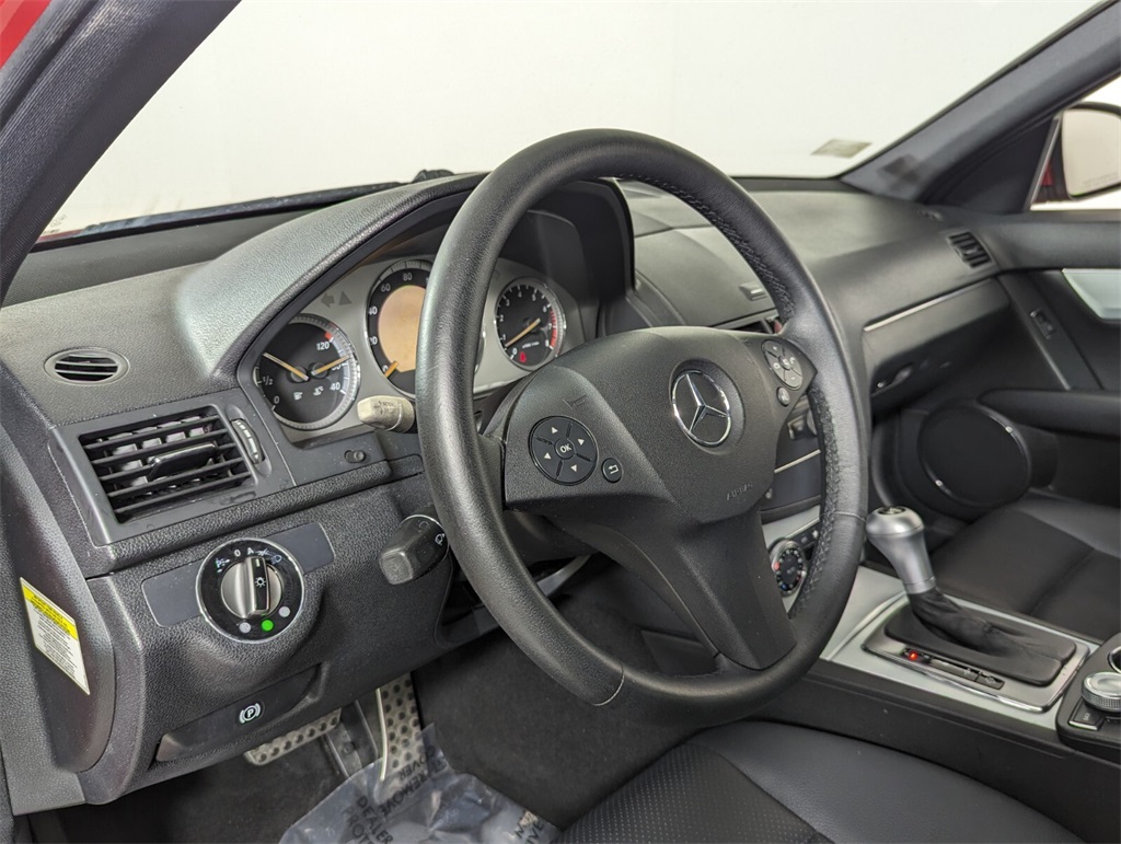 2008 Mercedes-Benz C-Class C 300 10