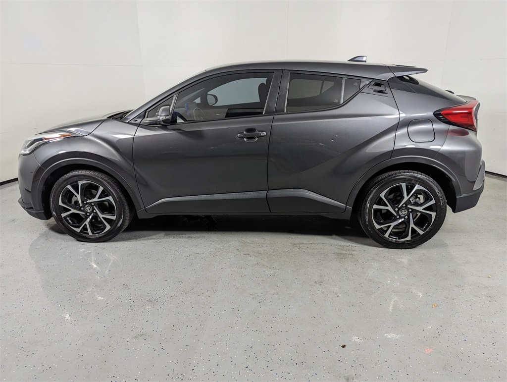 2021 Toyota C-HR  4