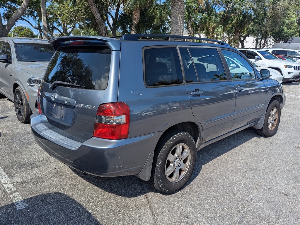 2007 Toyota Highlander Base 18