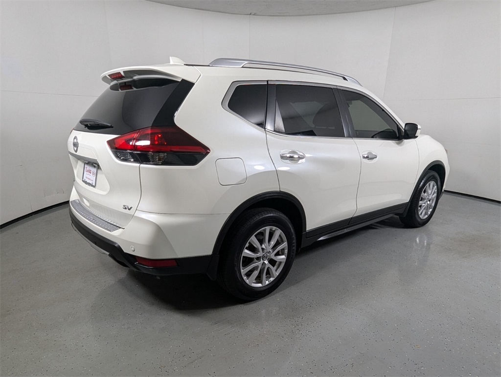 2019 Nissan Rogue SV 6