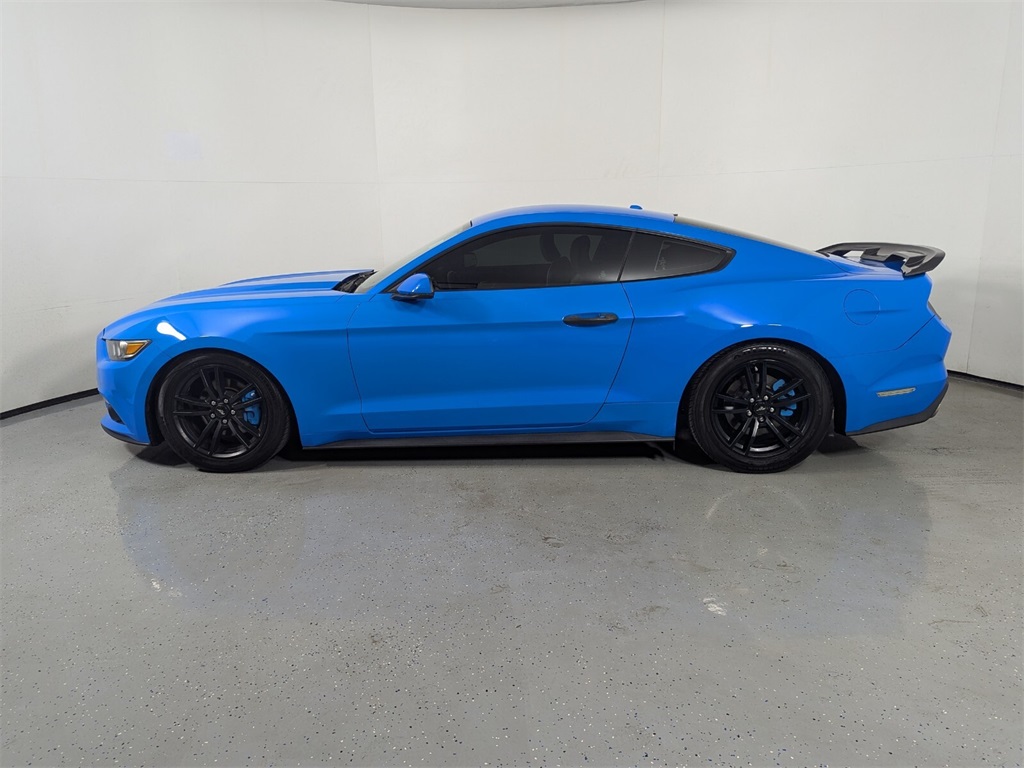 2017 Ford Mustang EcoBoost 4