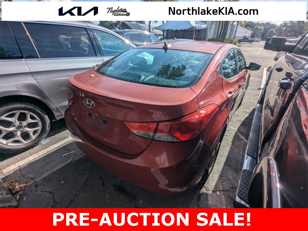 2013 Hyundai Elantra GLS 17