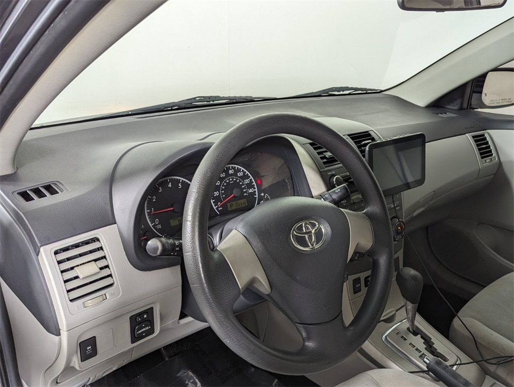 2011 Toyota Corolla  8