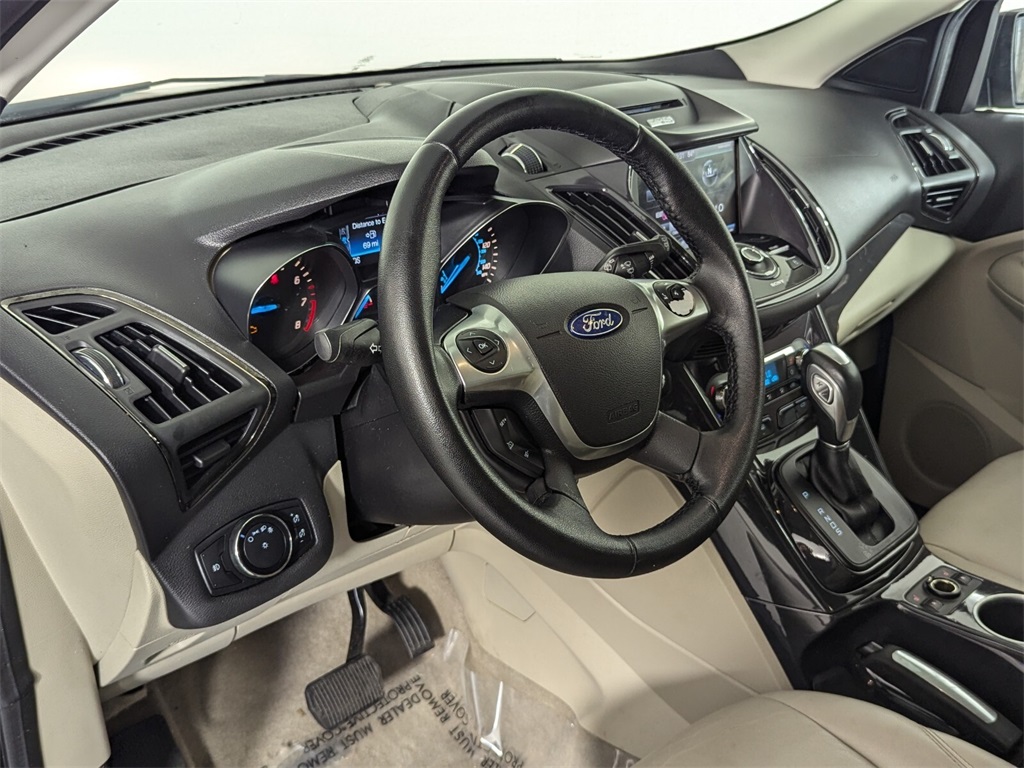 2015 Ford Escape Titanium 9