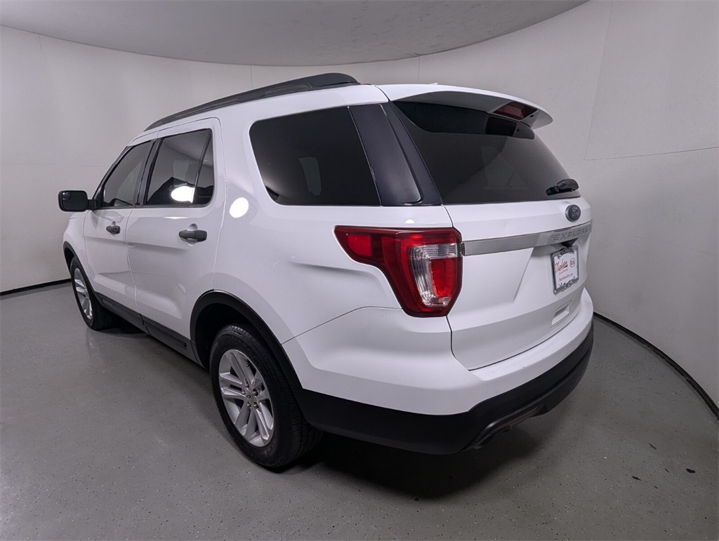 2016 Ford Explorer Base 5