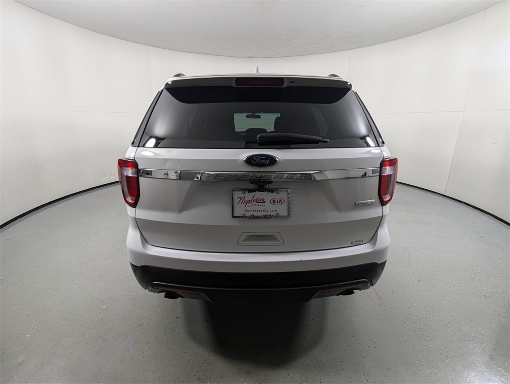 2016 Ford Explorer Base 7