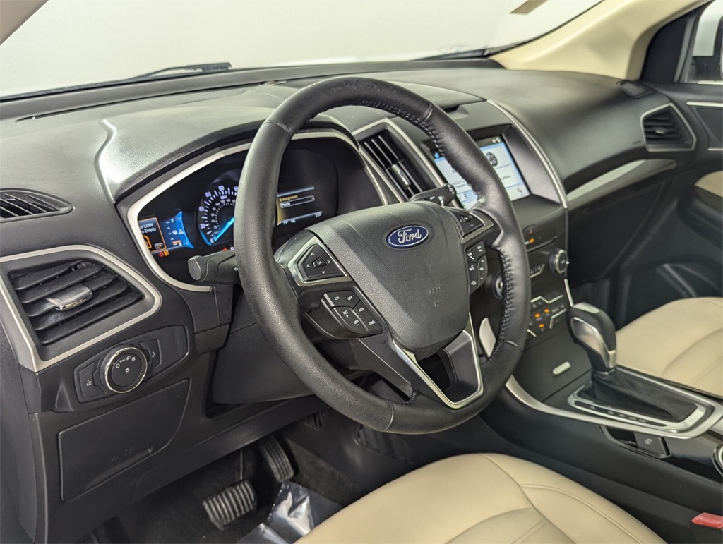 2018 Ford Edge SEL 12