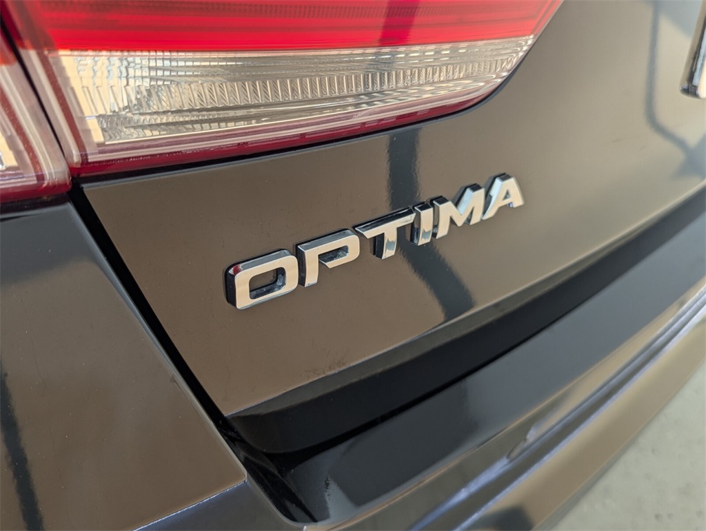 2016 Kia Optima EX 8