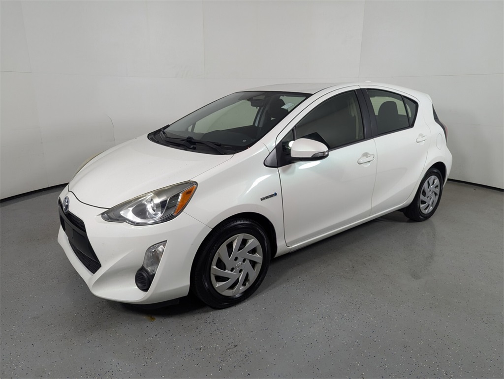 2015 Toyota Prius c Four 3