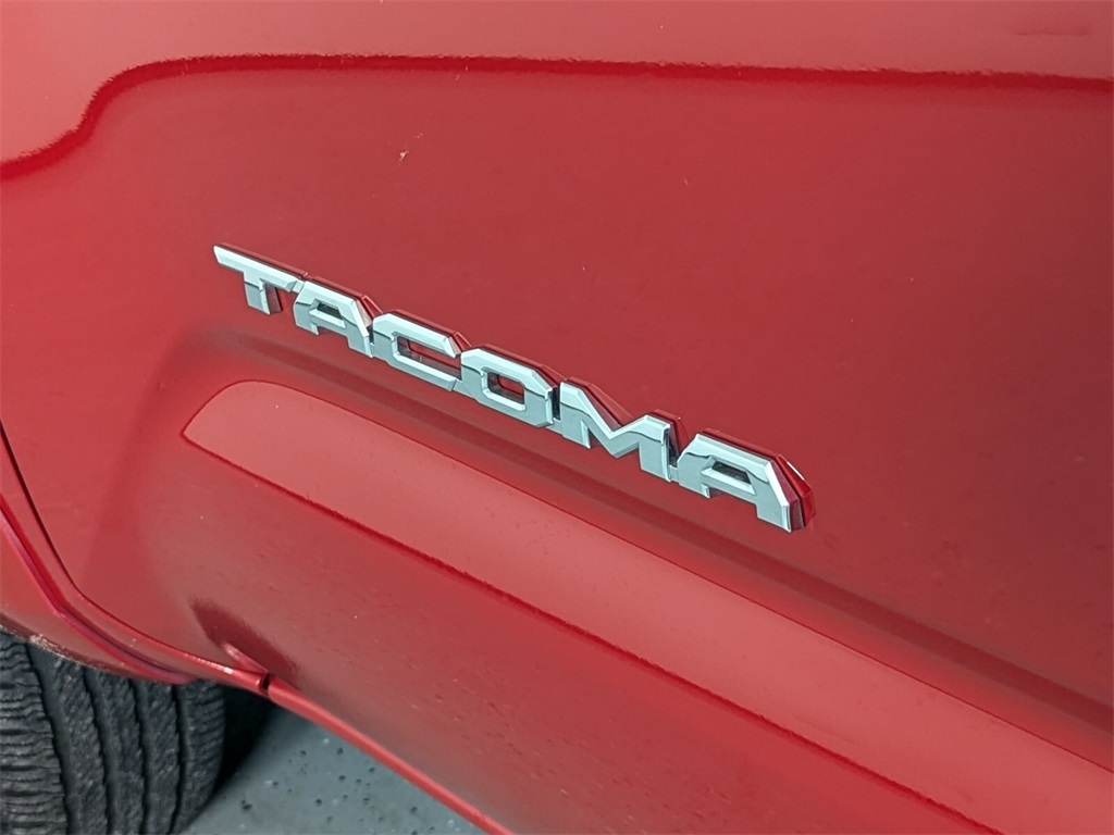 2020 Toyota Tacoma SR5 23