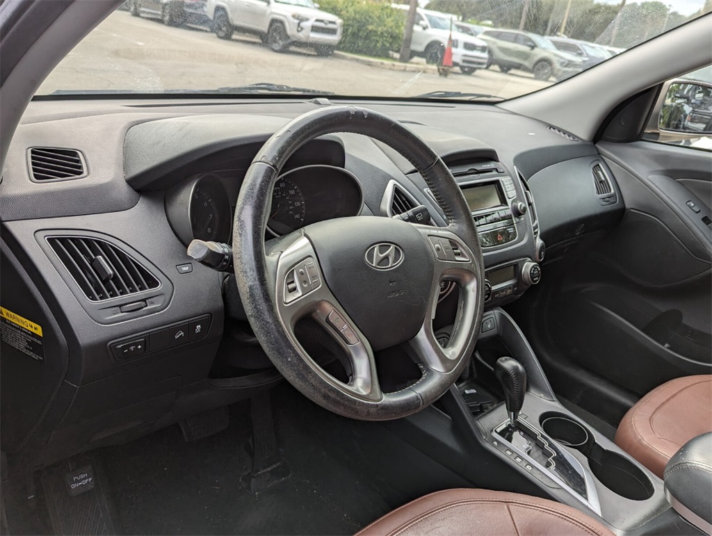 2011 Hyundai Tucson Limited 15