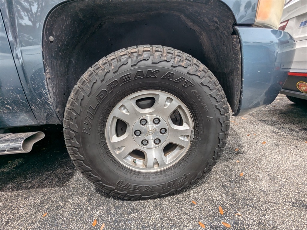 2011 Chevrolet Silverado 1500 LS 4