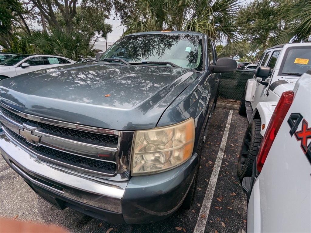 2011 Chevrolet Silverado 1500 LS 11