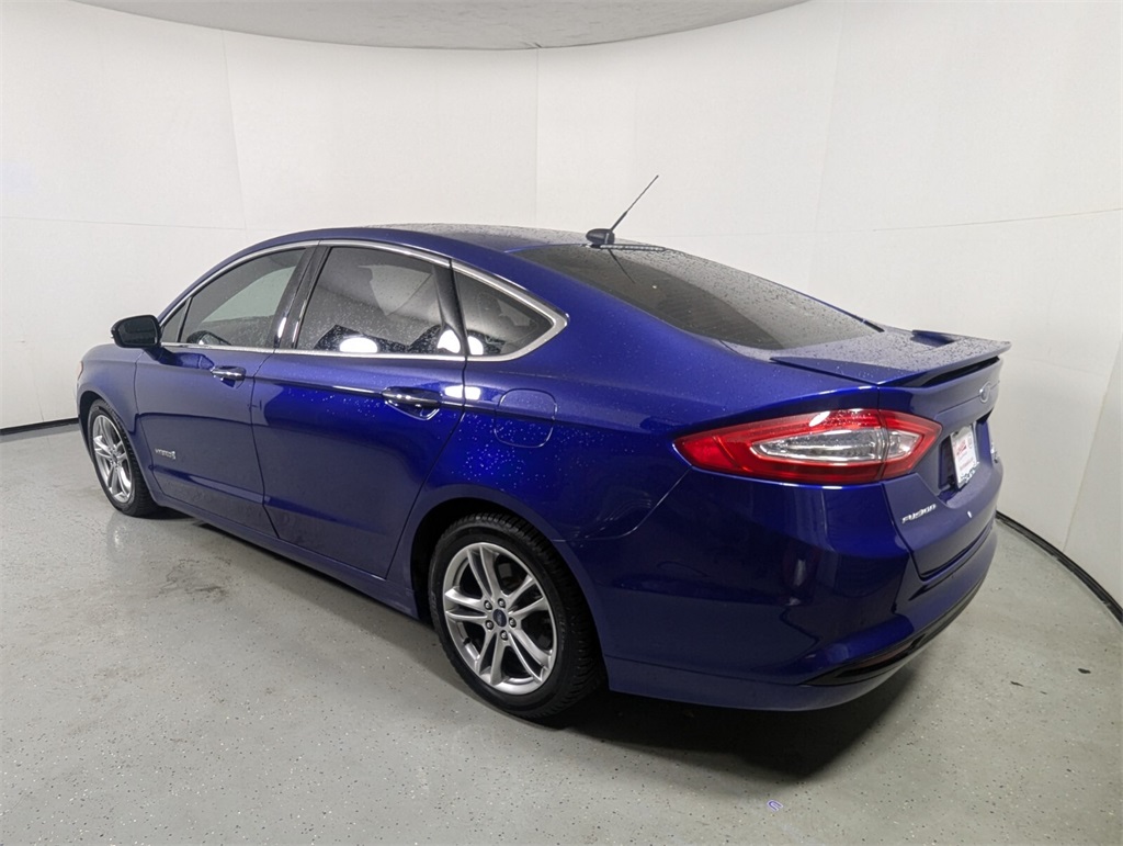 2016 Ford Fusion Hybrid Titanium 5