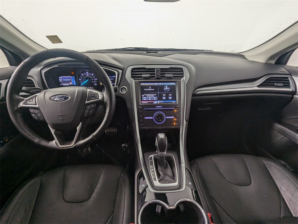 2016 Ford Fusion Hybrid Titanium 15