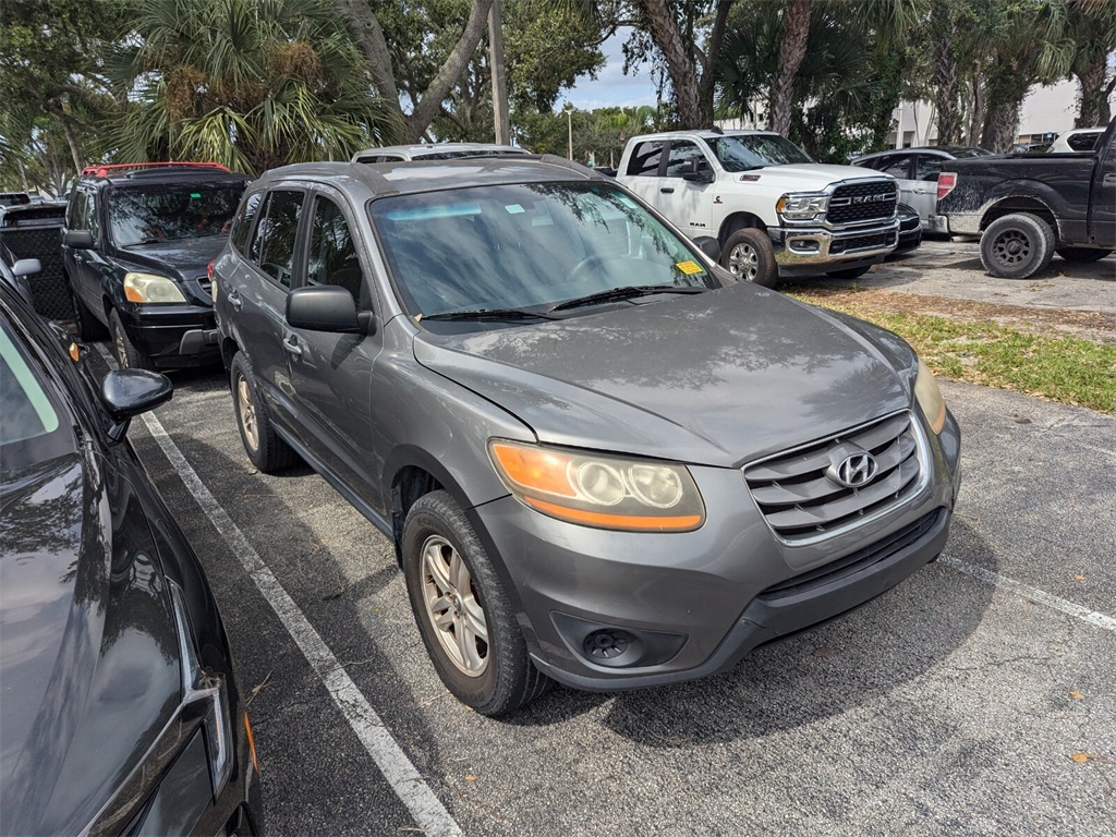 2010 Hyundai Santa Fe GLS 2