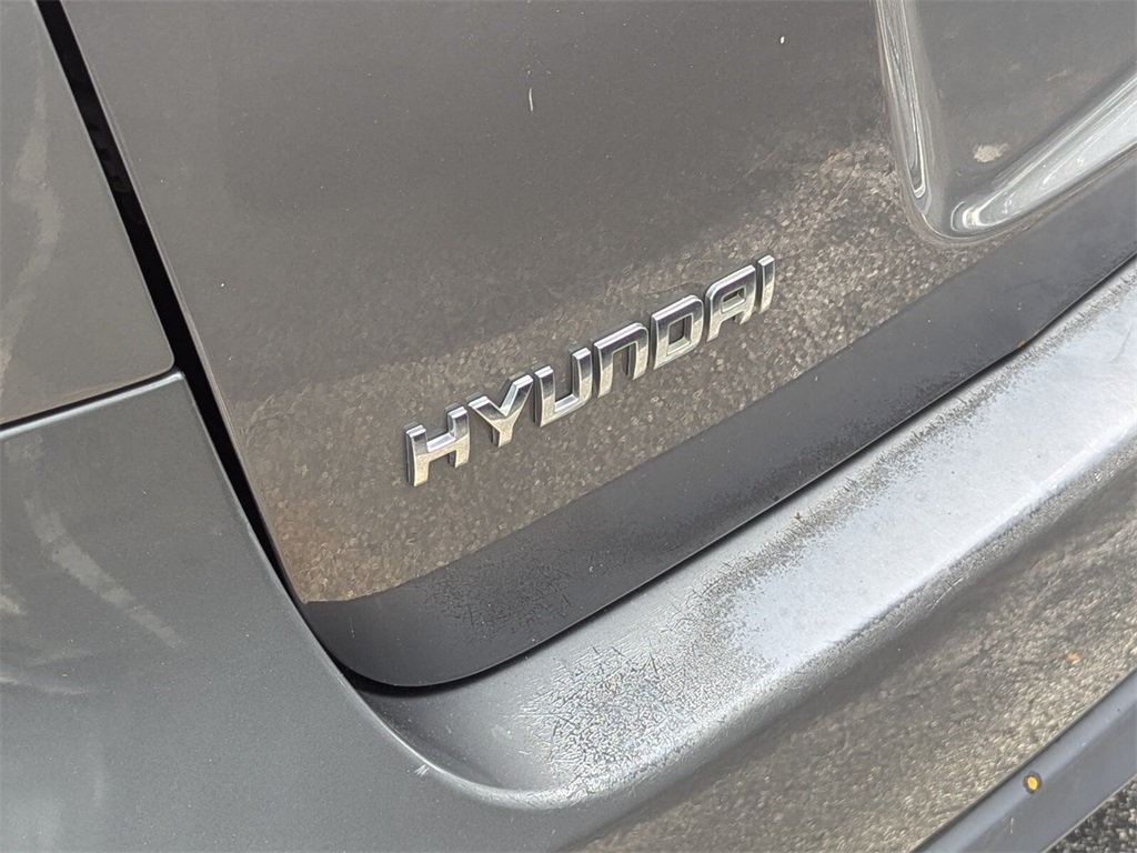 2010 Hyundai Santa Fe GLS 14