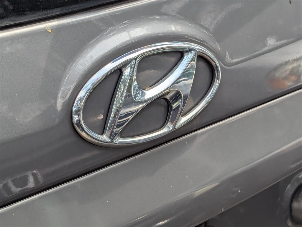 2010 Hyundai Santa Fe GLS 15