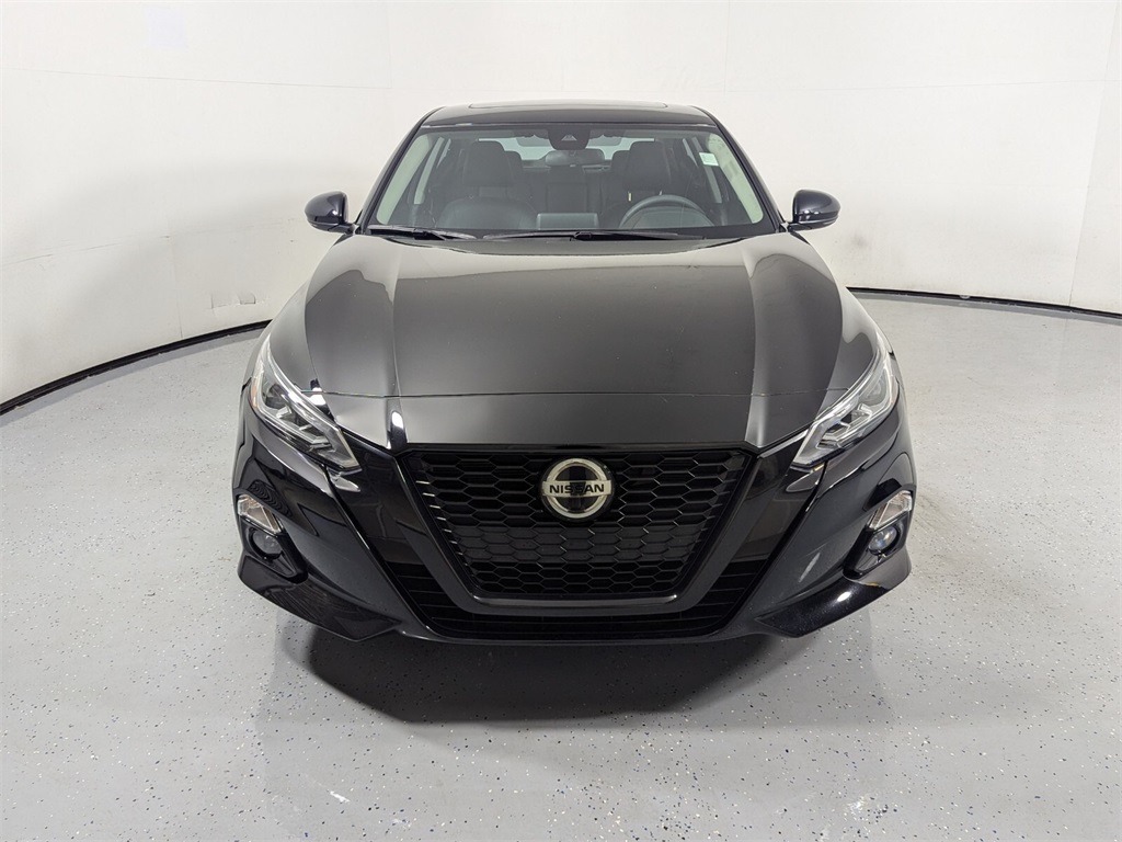 2022 Nissan Altima 2.5 SR 2