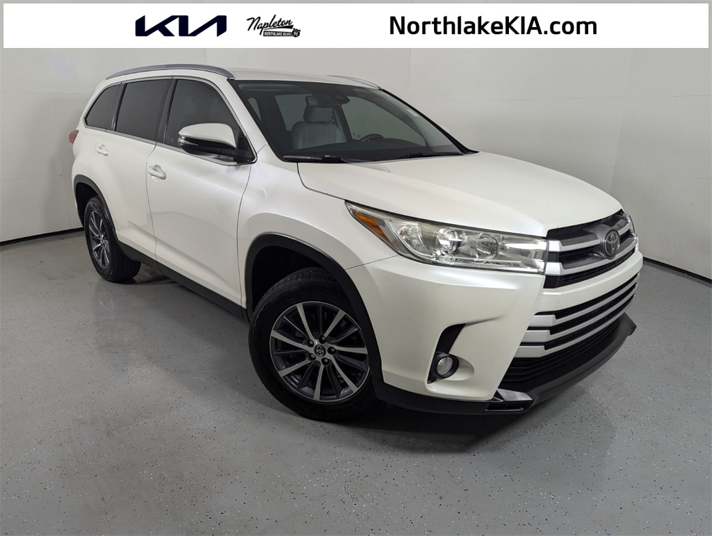 2019 Toyota Highlander XLE 1