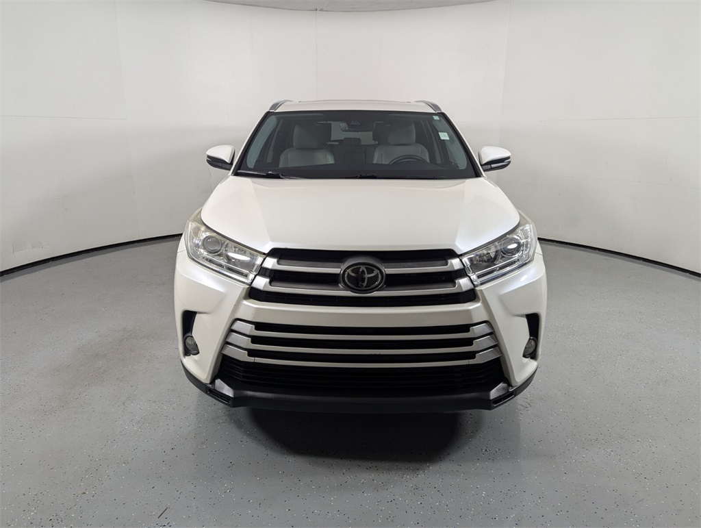 2019 Toyota Highlander XLE 2